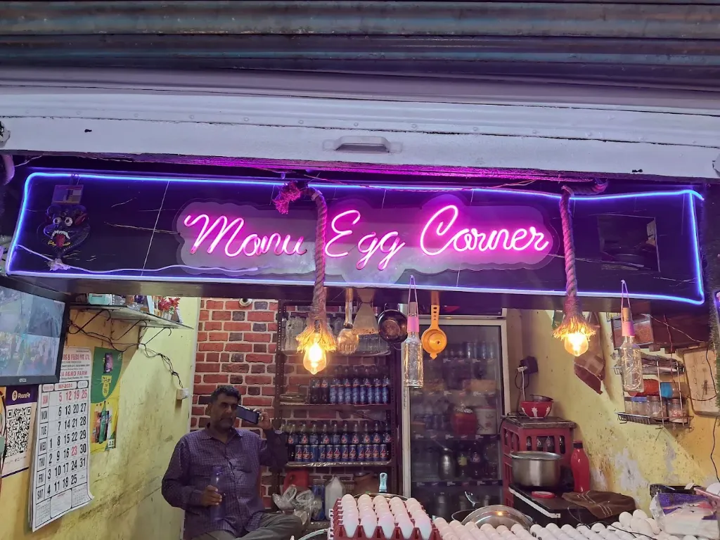 Monu Egg Corner Store Counter